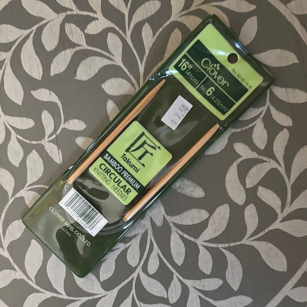 Clover Bamboo Circular Knitting Needles sz 6, 16”, NWT